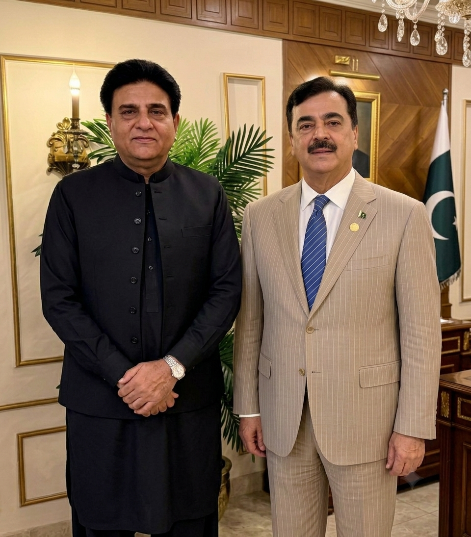 KHALID JAVED WARRAICH WITH SYED RAZA GILLANI NEW PICTURE